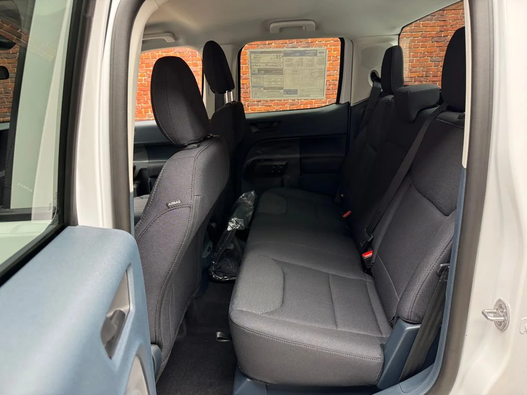 New 2026 Oxford White Ford XL image 20
