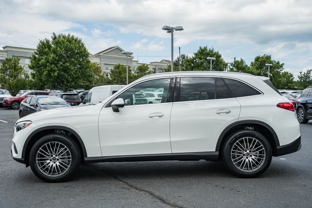 Used 2024 Polar White Mercedes-Benz GLC 300 image 4