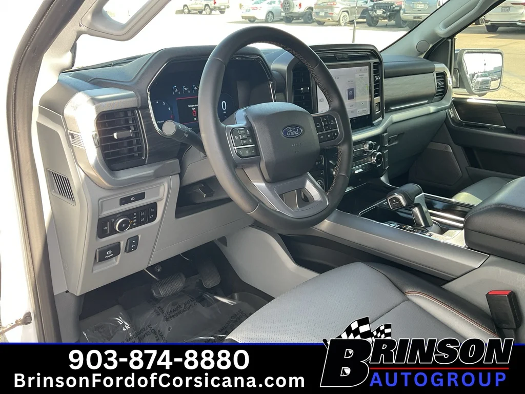 Used 2025 Oxford White Ford LARIAT image 25