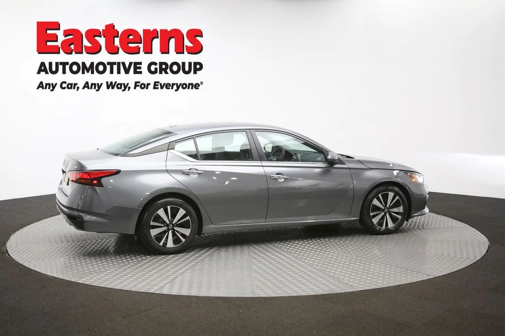 Used 2022 Gray Nissan 2.5 SV image 40