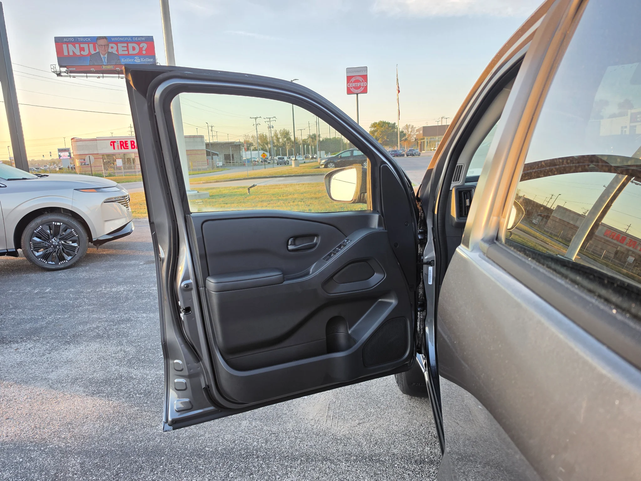 New 2027 Gun Metallic Nissan Crew Cab S image 19