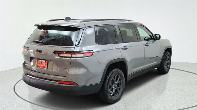 New 2027 Sting-Gray Clear-Coat Paint Jeep Laredo Altitude image 11