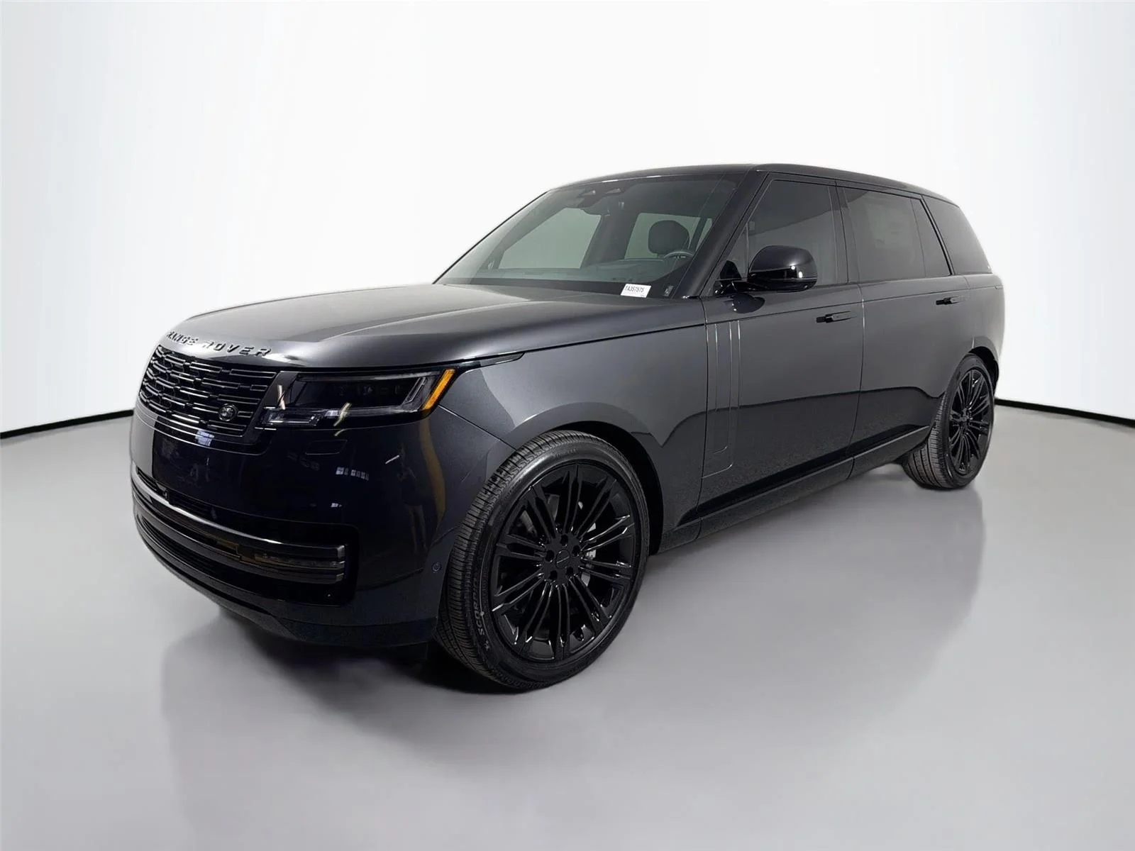 2026 Land Rover Range Rover 3.0 SE LWB 7's photo