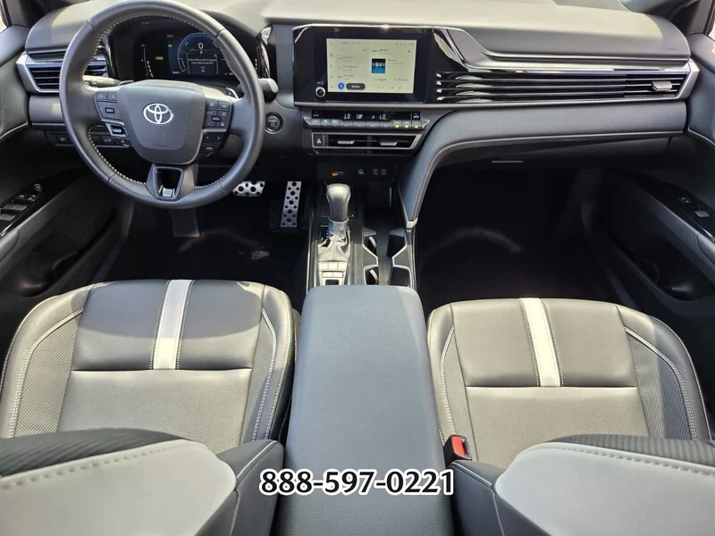Used 2025 Ice TOYOTA SE image 13