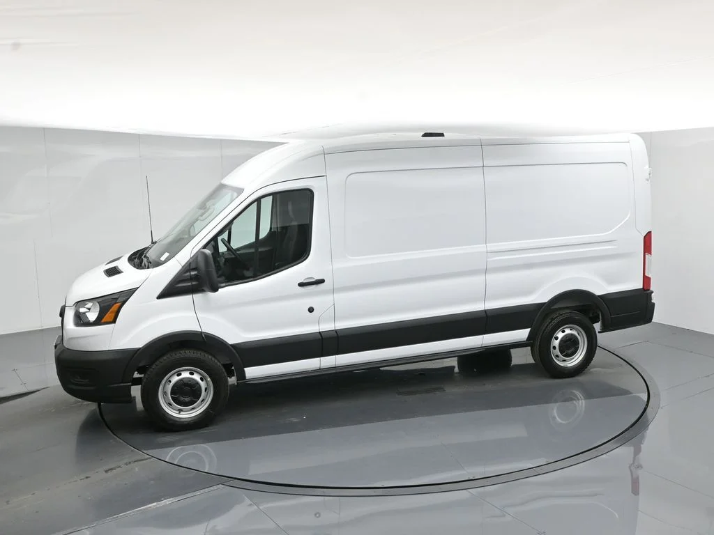 New 2026 White Ford Base image 39