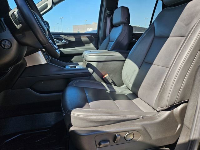 Used 2024 Black Chevrolet Z71 image 15