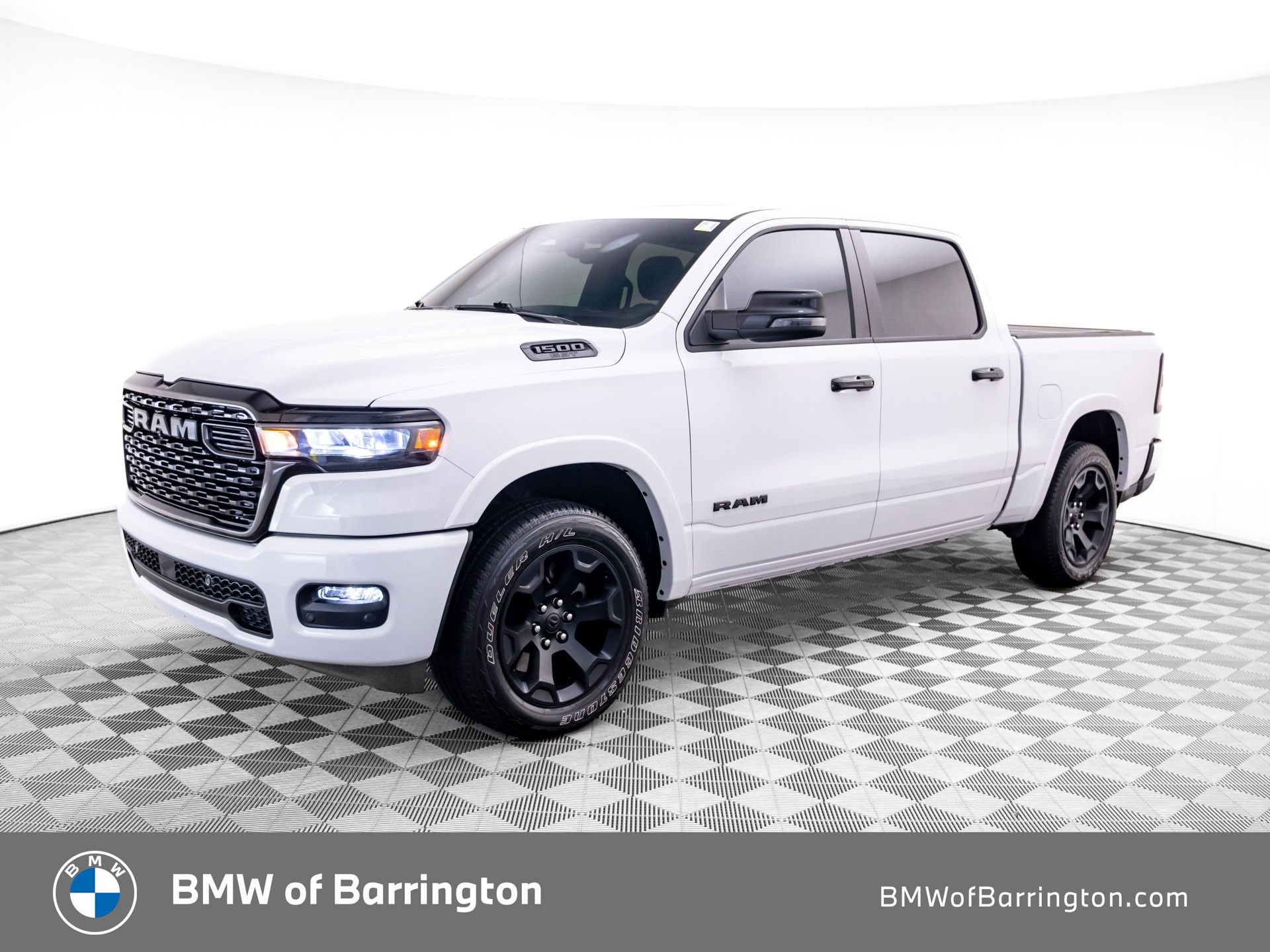 2025 RAM 1500 Big Horn/Lone Star 4x4 Crew Cab 5'7's photo