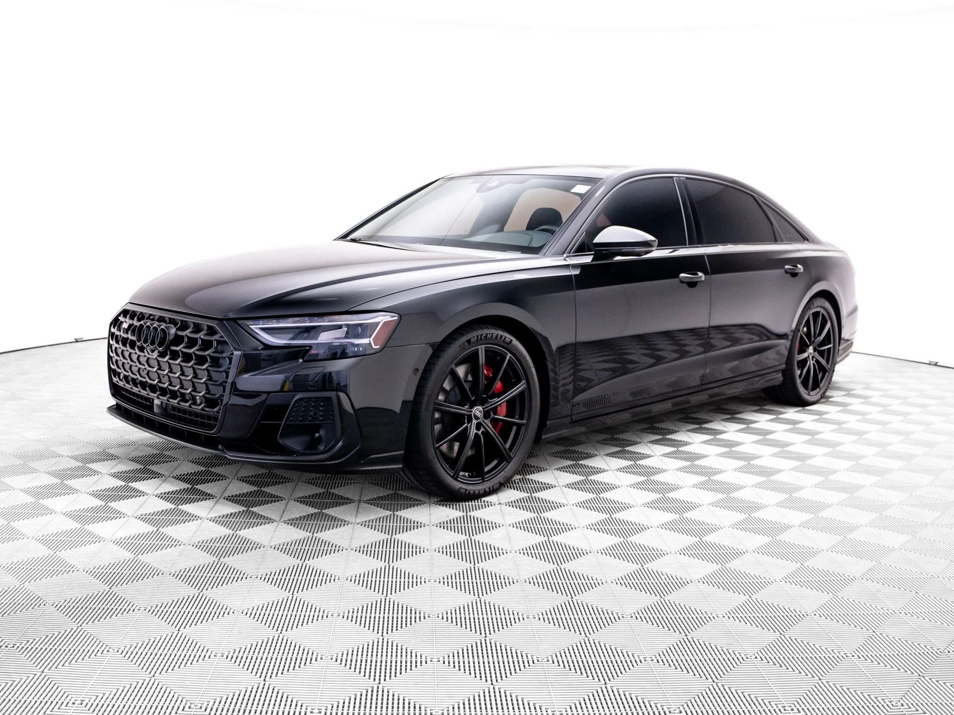 Used 2023 Black Audi 4.0T image 1