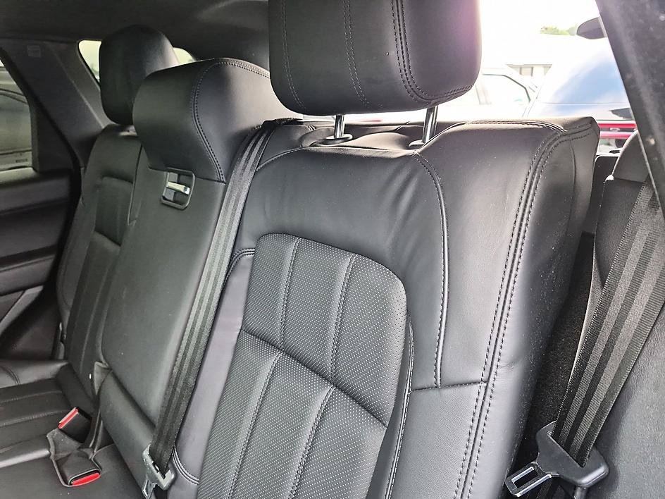 Used 2021  Land Rover HSE Dynamic image 30