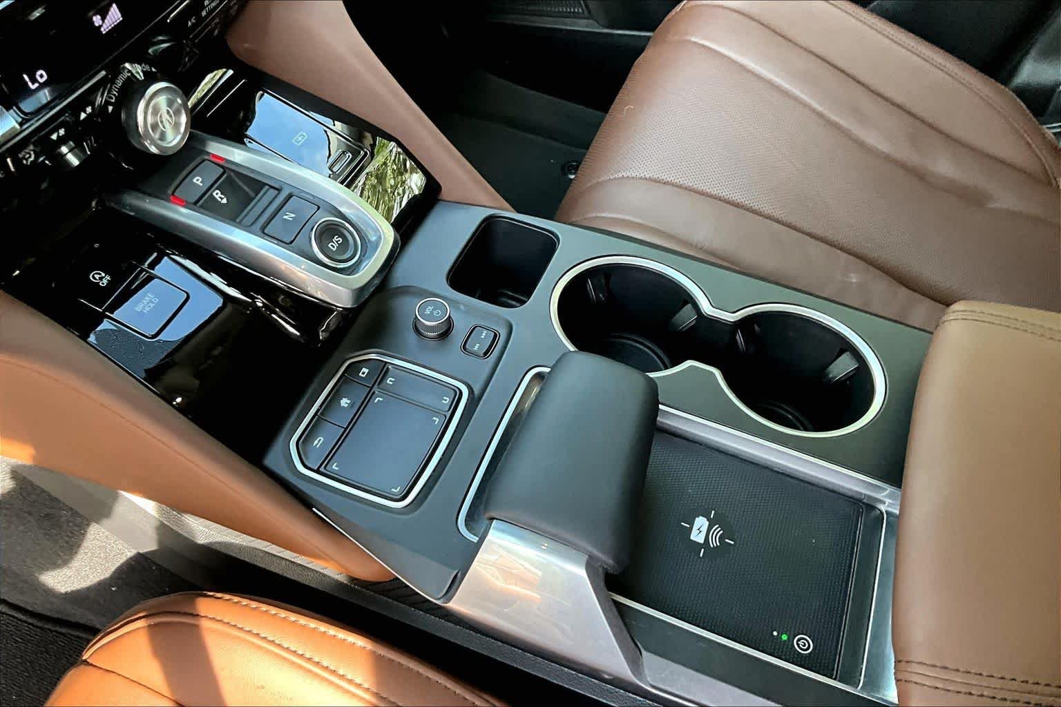 Used 2023 Platinum White Pearl Acura w/Technology Package image 17
