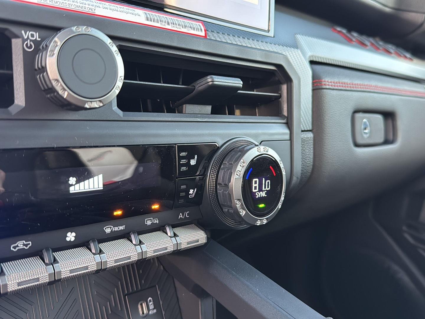 2025 Toyota Tacoma TRD Pro - Photo 25