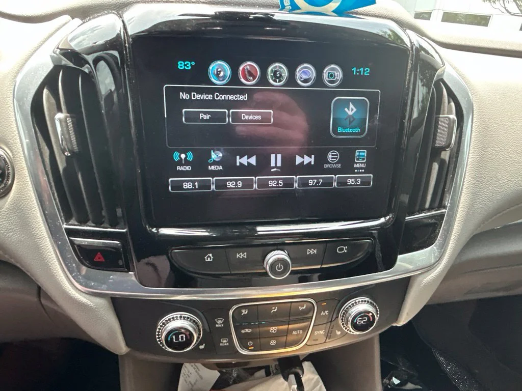 Used 2019 Gray Chevrolet 3LT image 16