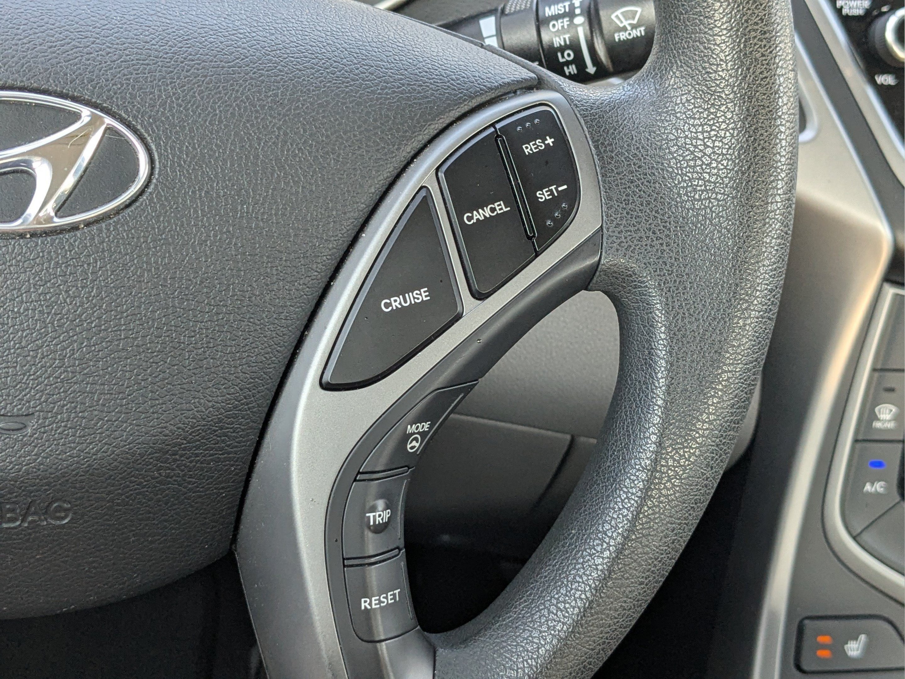 2014 Hyundai Elantra SE - Photo 23