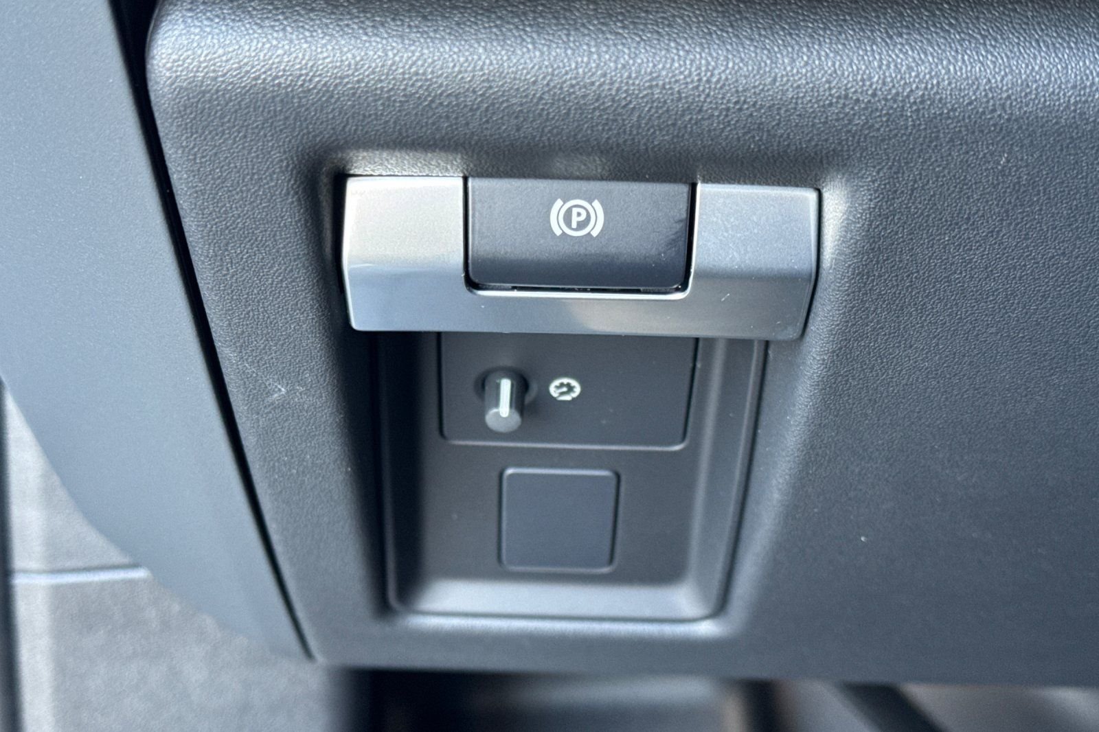 New 2026 Borasco Grey Land Rover S image 32