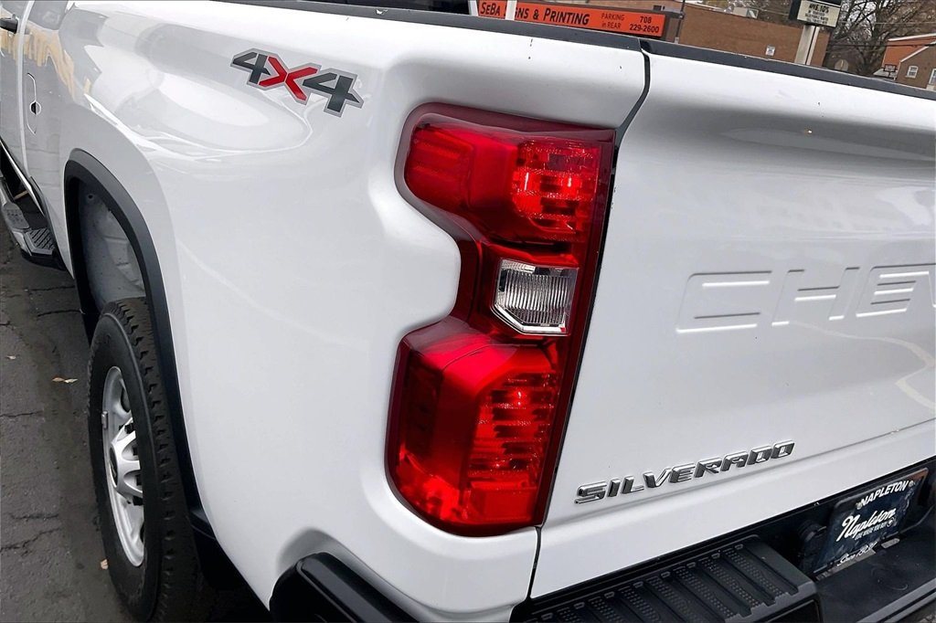 2023 CHEVROLET SILVERADO HD - Image 26