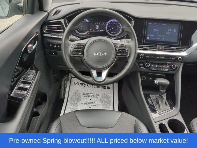 Used 2022 Gray Kia LXS image 39