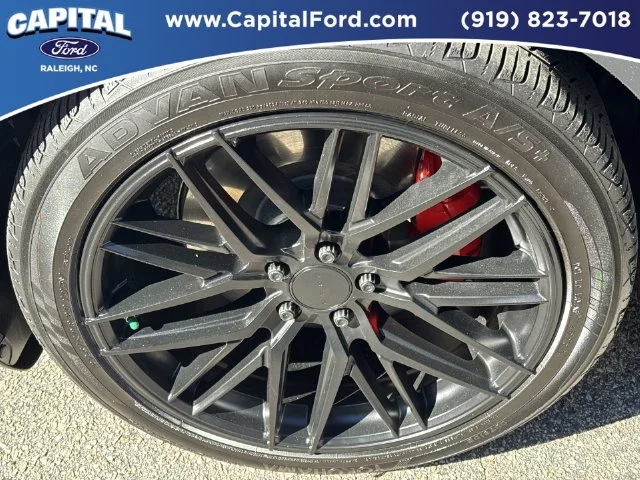 Used 2023  Tesla Performance image 13