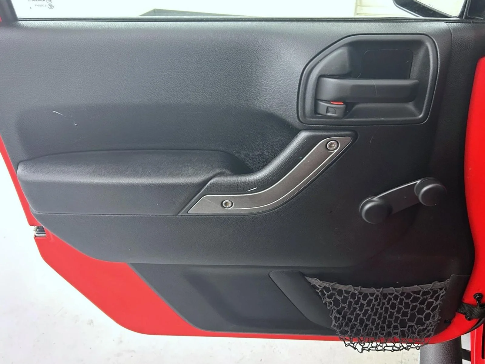Used 2017 Red Jeep Unlimited Sport image 9
