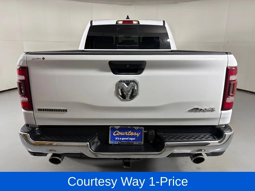 Used 2023 White Ram Big Horn/Lone Star image 9