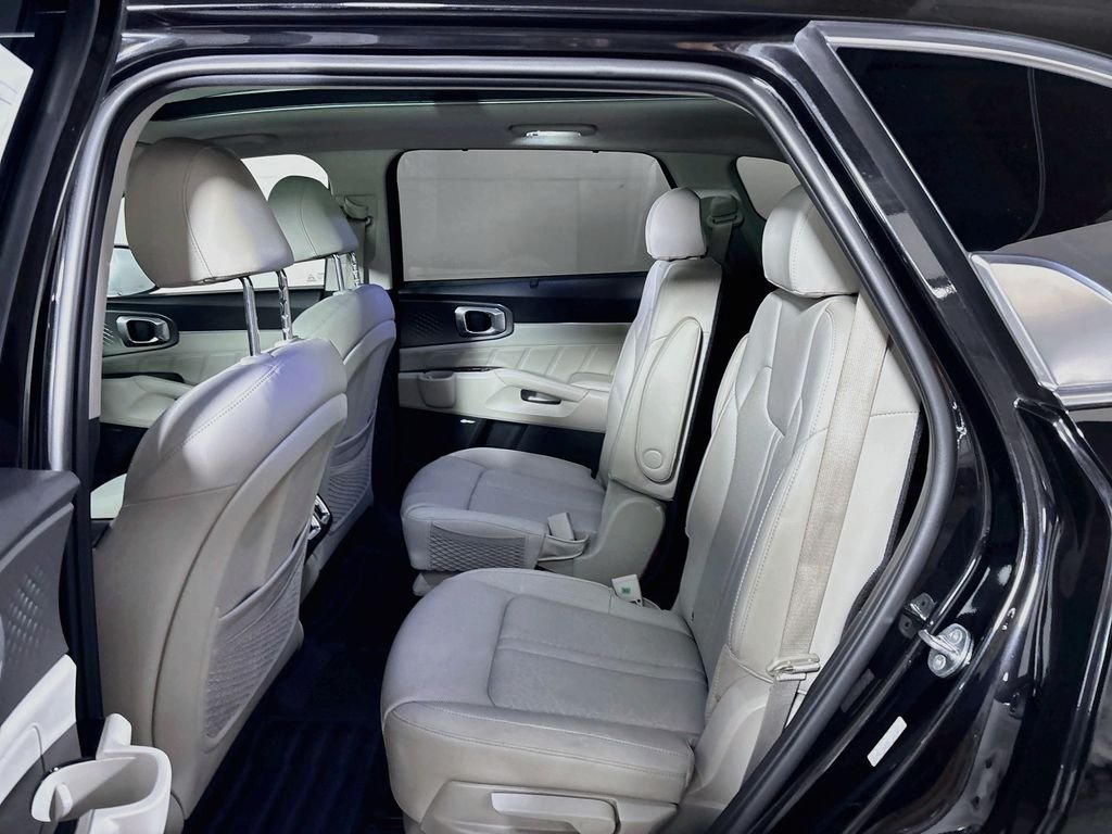 Used 2023 Aurora Black Kia SX Prestige image 21