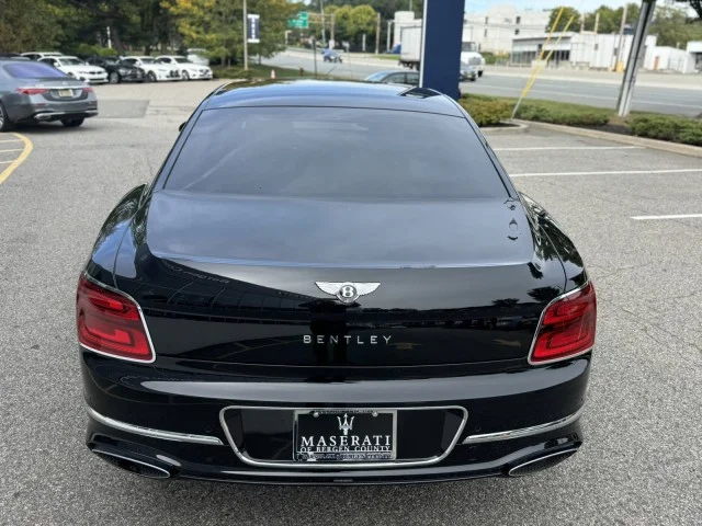 Used 2023 Black Sapphire Metallic Bentley Speed image 14