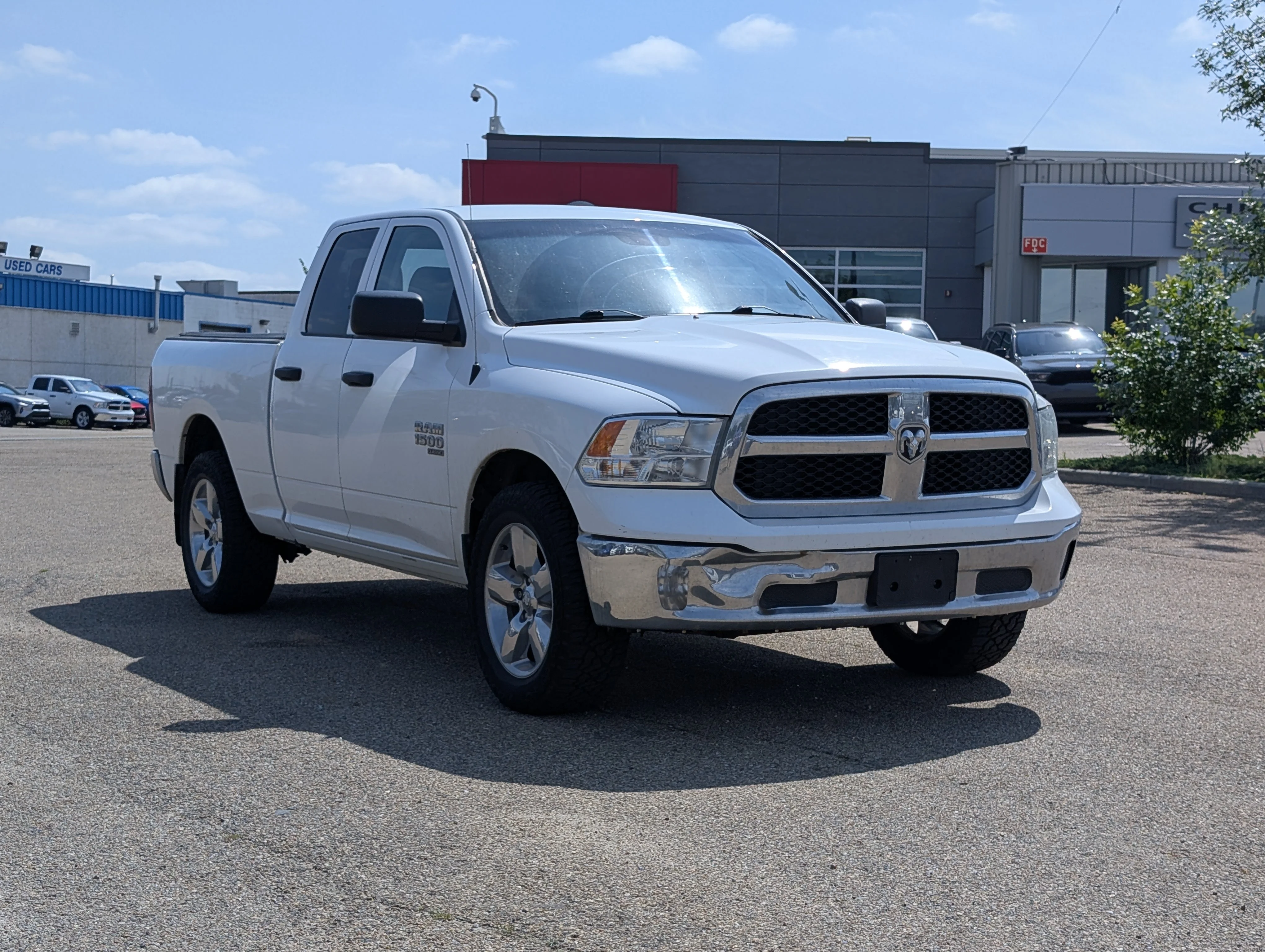 Used 2019 Bright White Ram ST image 9