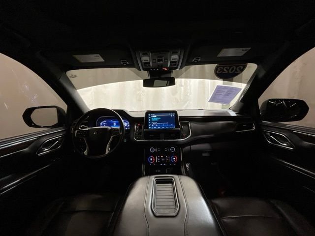 Used 2023 Black Chevrolet Z71 image 16