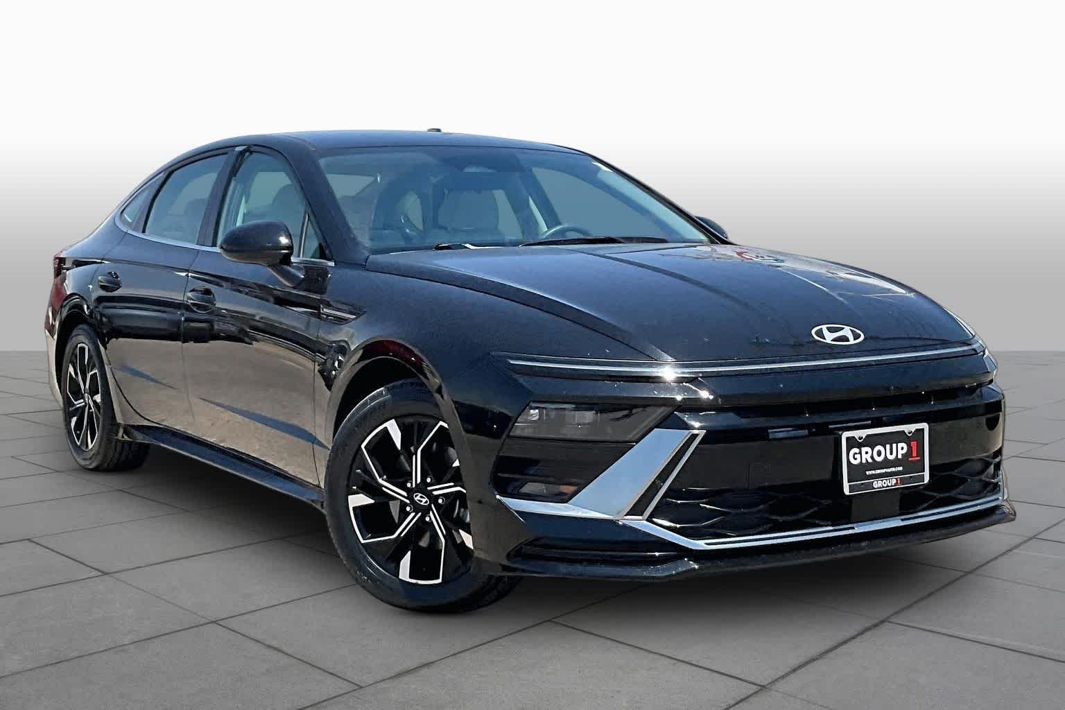 Certified Pre-Owned 2025 Hyundai Sonata SEL