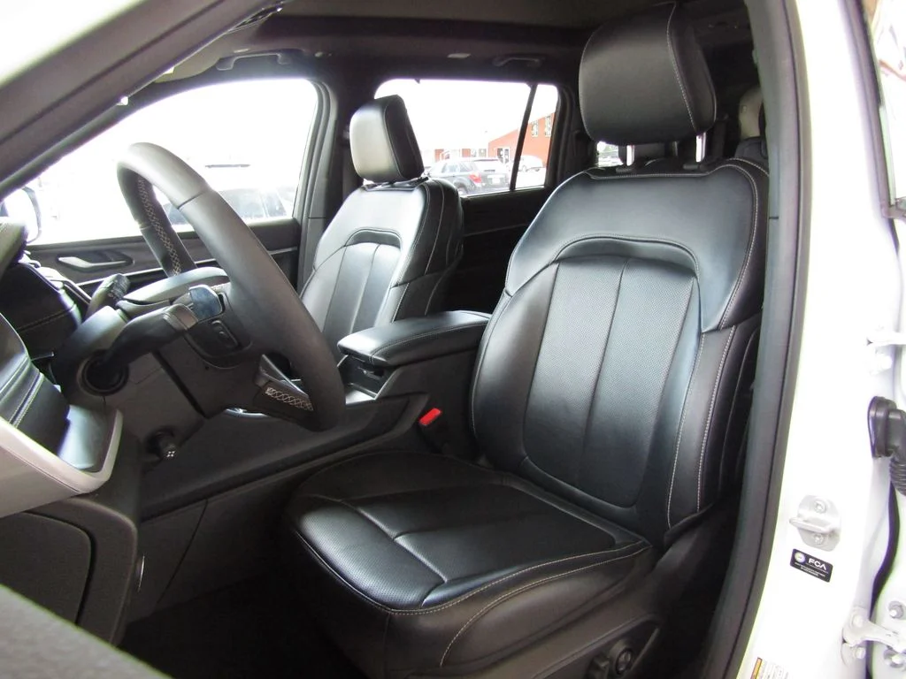 Used 2024 Bright White Clearcoat Jeep Limited image 26