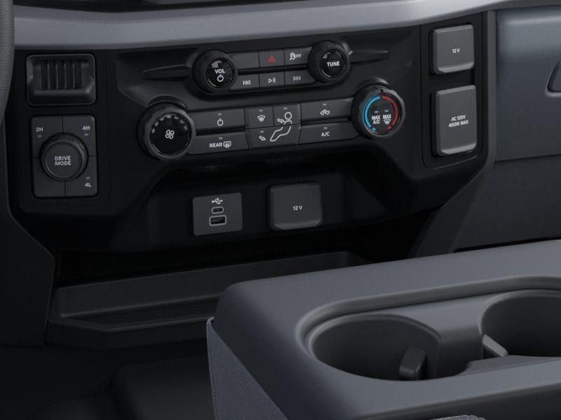 New 2025 Oxford White Ford F-550® XL image 15