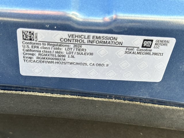 Certified Used 2024 Downpour Metallic GMC SLE image 40