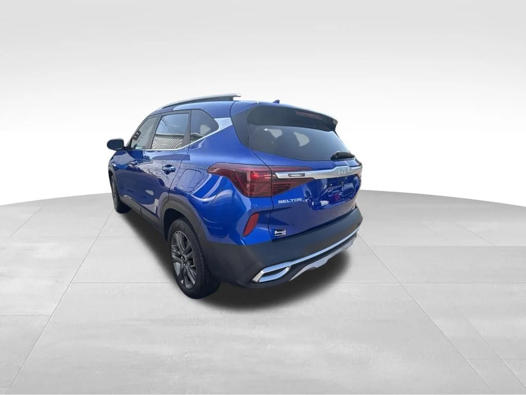 Used 2023 Blue Kia S image 4