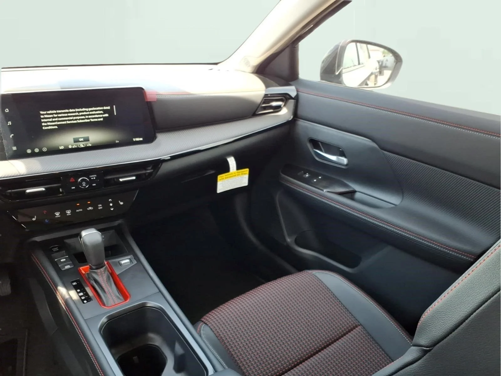 2026 Nissan KICKS SR - Photo 9