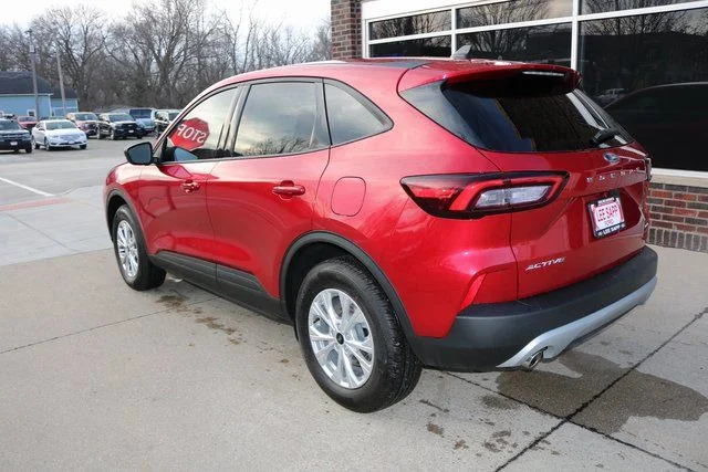 New 2026 Rapid Red Metallic Tinted Clearcoat Ford Active® image 5