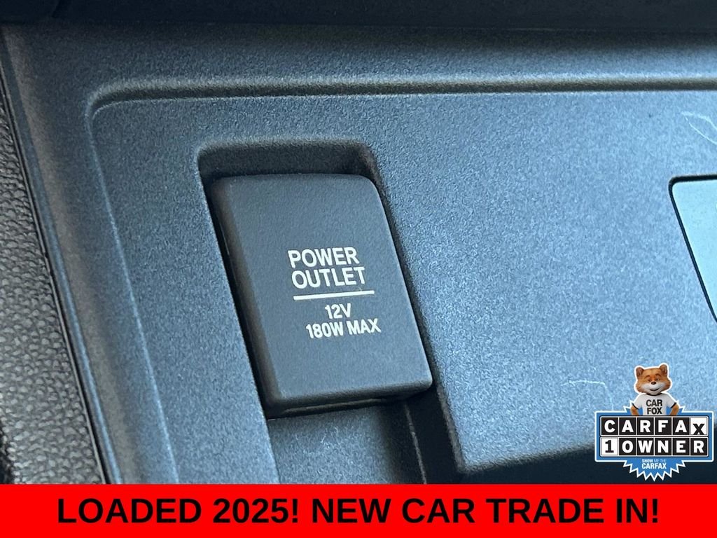 Used 2025  Acura Base image 26
