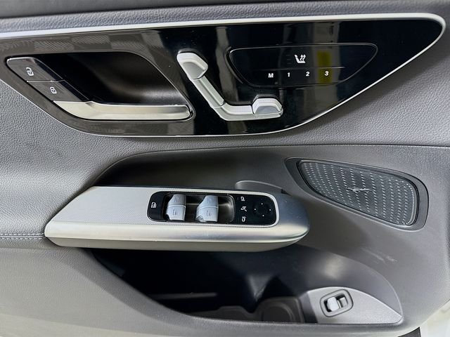 2024 Mercedes-Benz GLC GLC300 - Photo 17