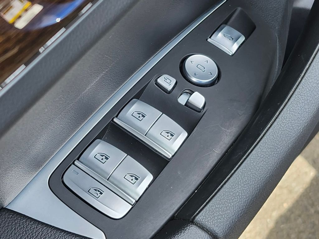 Certified Used 2022 Blue BMW xDrive30i image 17