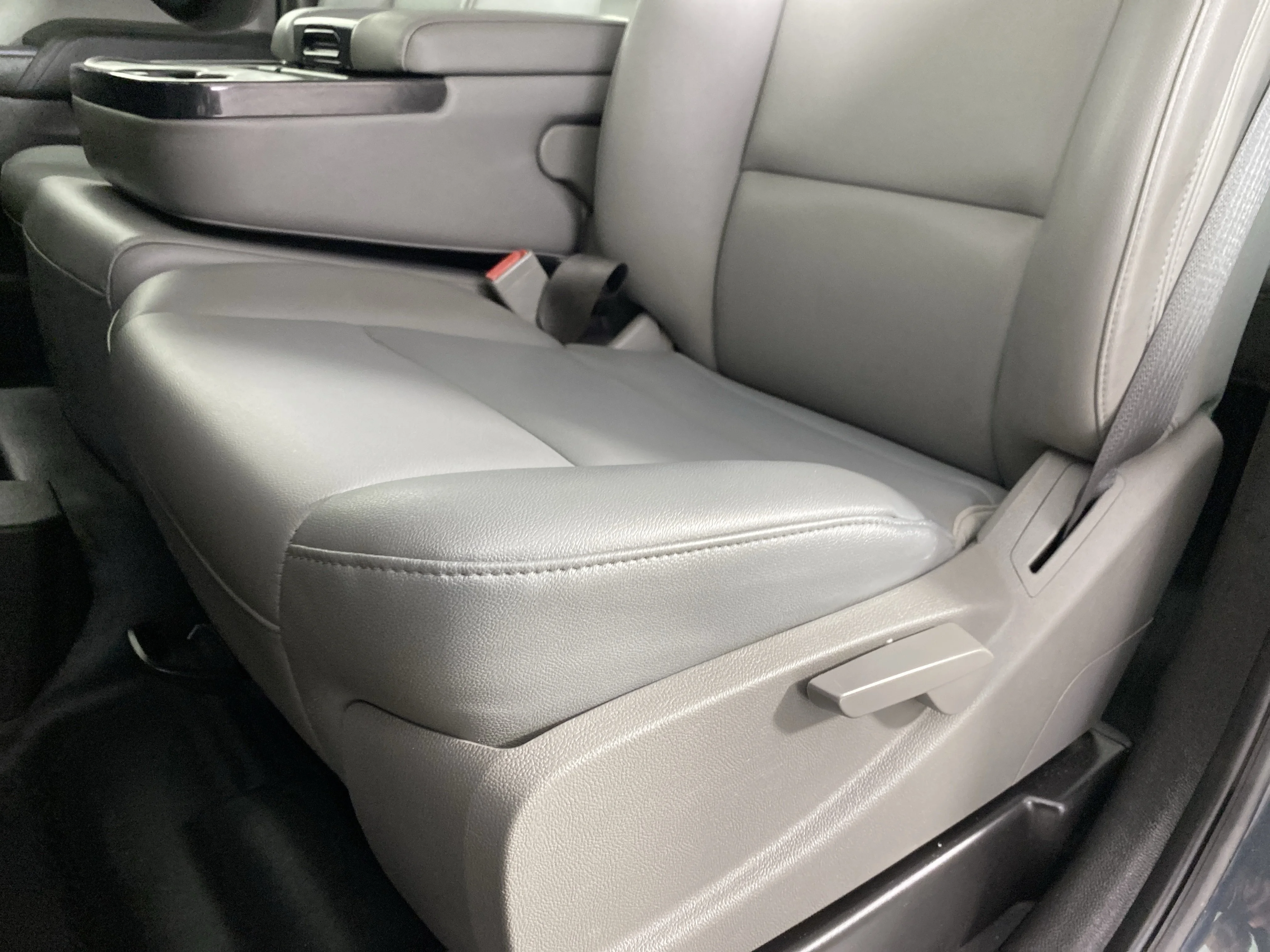 Used 2018 Graphite Metallic Chevrolet Work Truck image 15