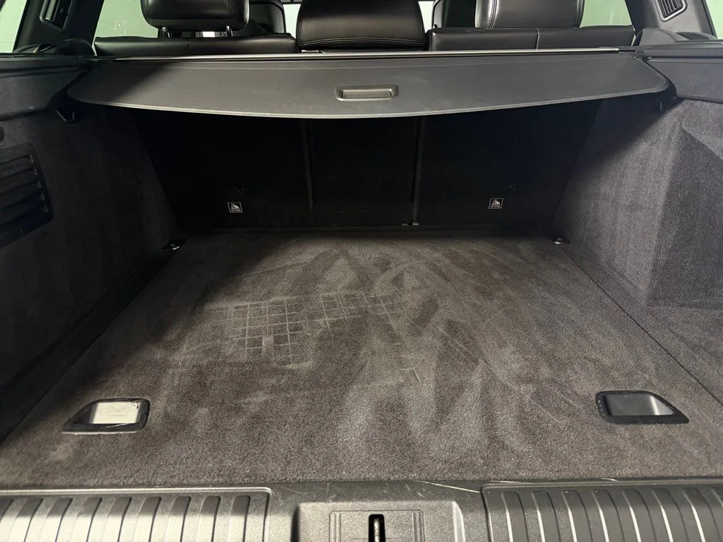Used 2021 Black Land Rover HST image 28