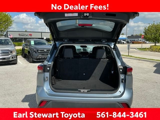 Used 2023 Blue Toyota XLE image 11