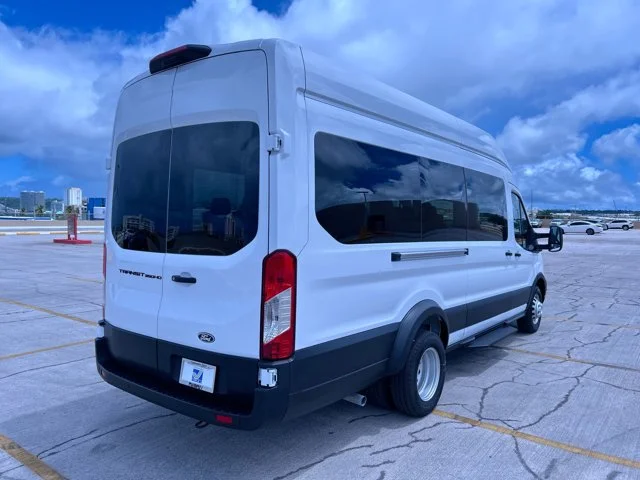 New 2026 OXFORD WHITE Ford XL HD High Roof 15 Passenger Van image 5