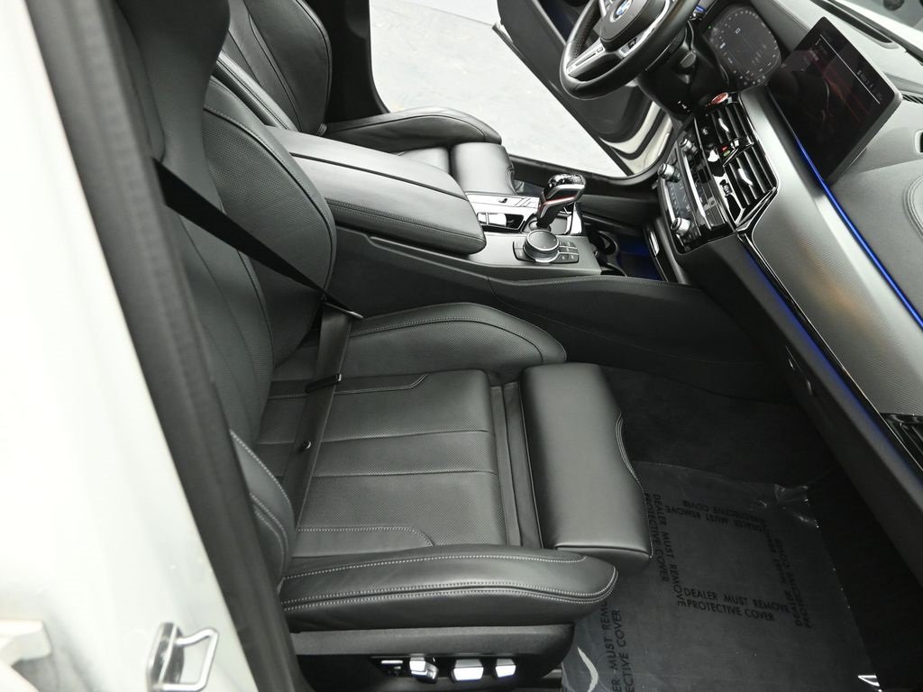 2022 BMW M5 - Image 27