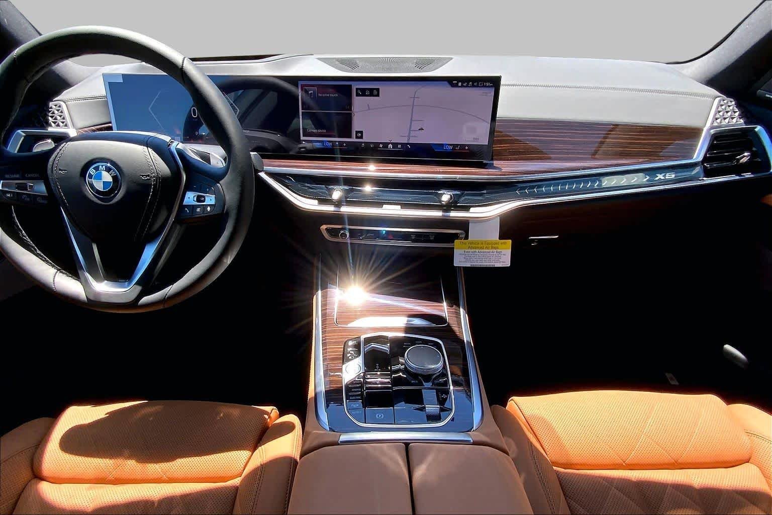 New 2026 Skyscraper Grey Metallic BMW xDrive50e image 5