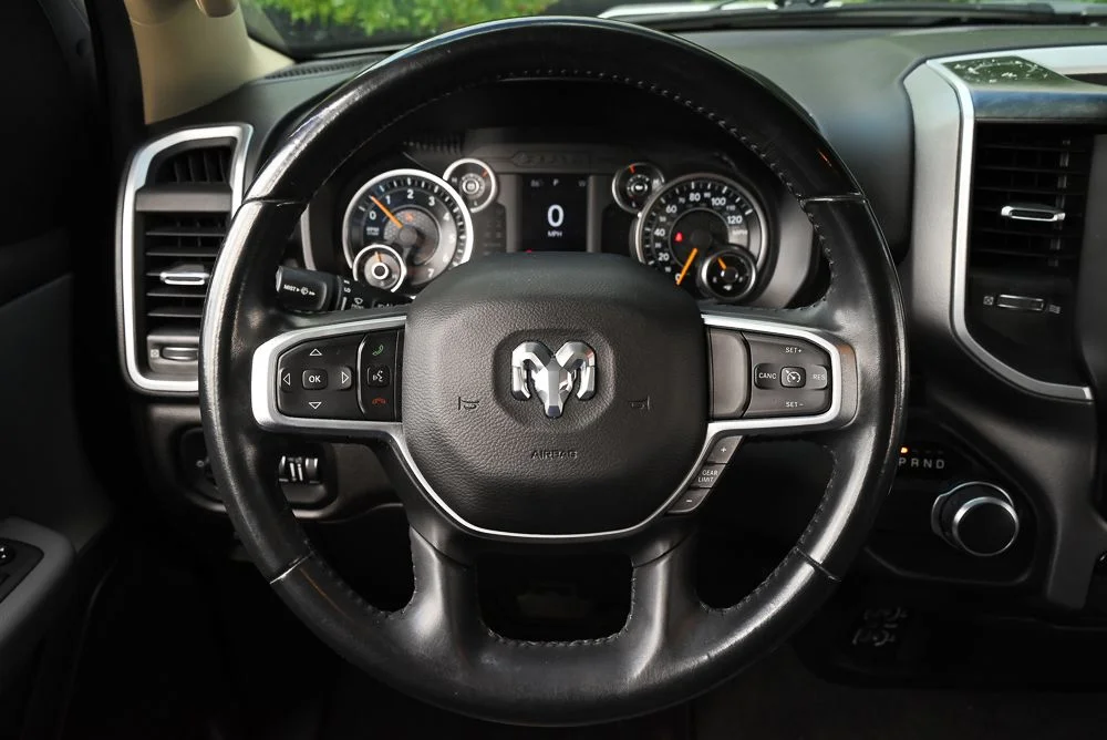 Used 2019 White Ram Big Horn/Lone Star image 9