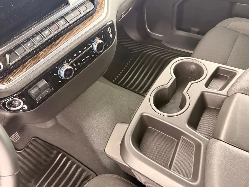 Used 2024 Gray GMC Elevation image 6