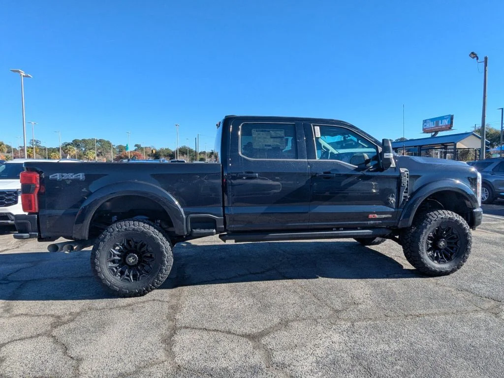 New 2026 Agate Black Metallic Ford XLT image 3