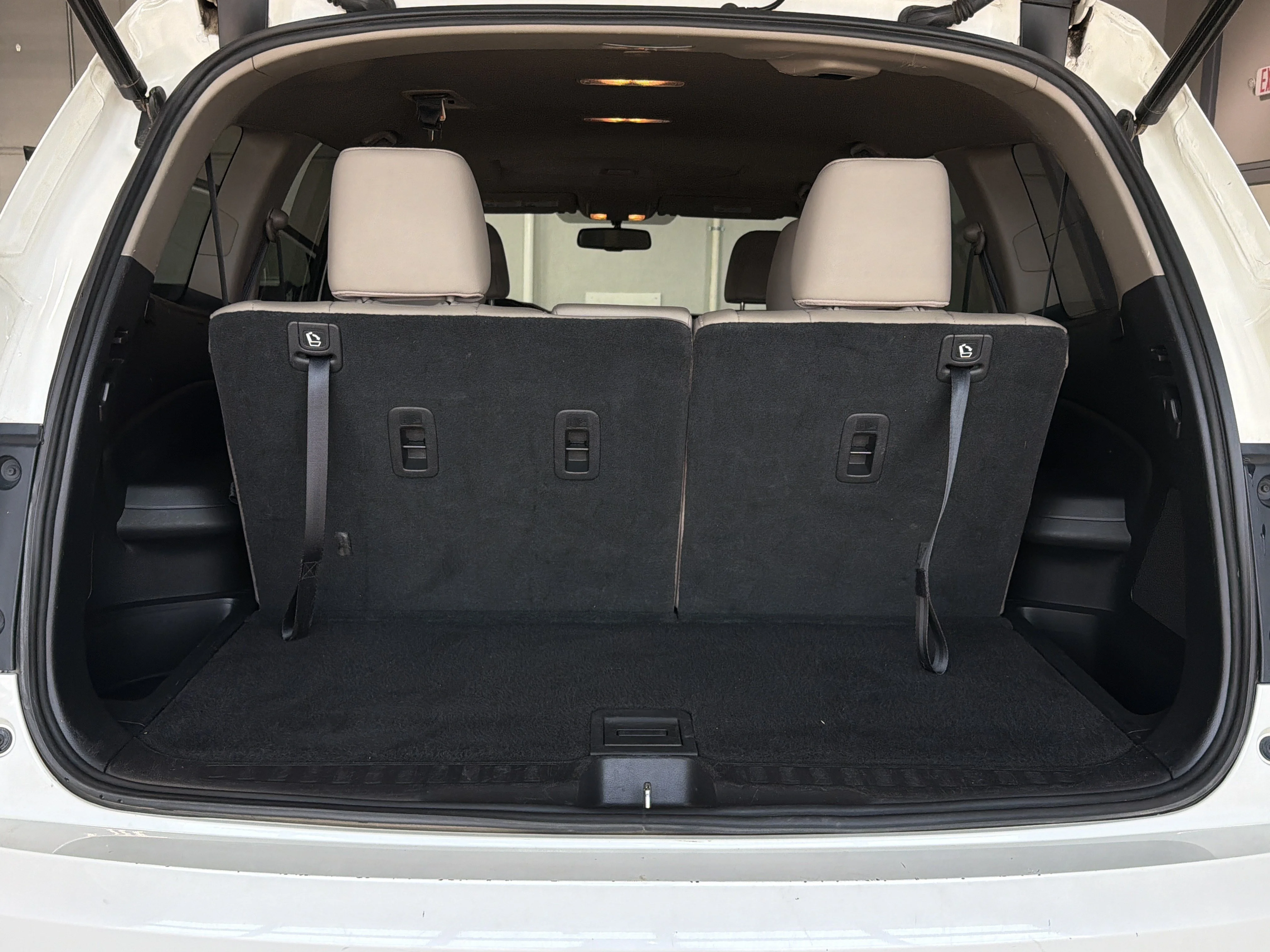 Used 2016 White Honda EX-L image 20