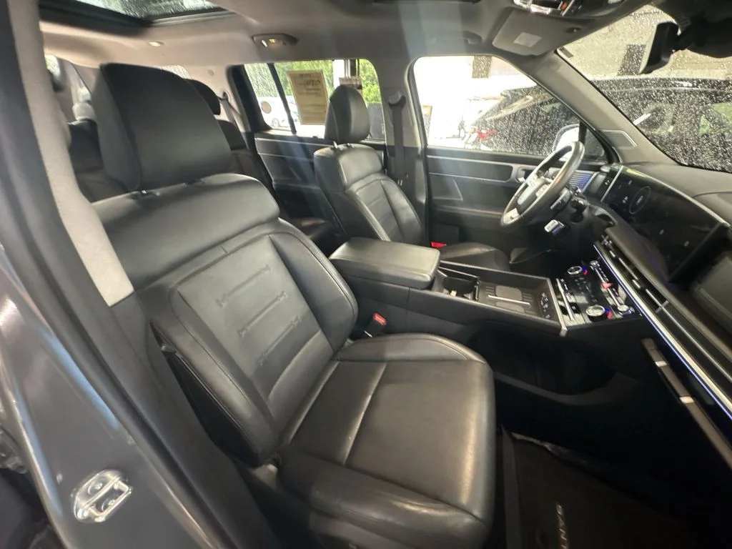 Used 2025 Gray Hyundai Limited image 25