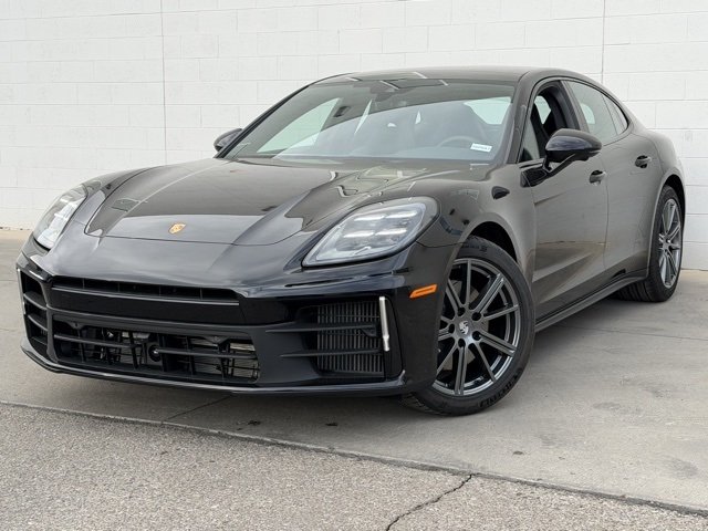 2026 Porsche Panamera Base