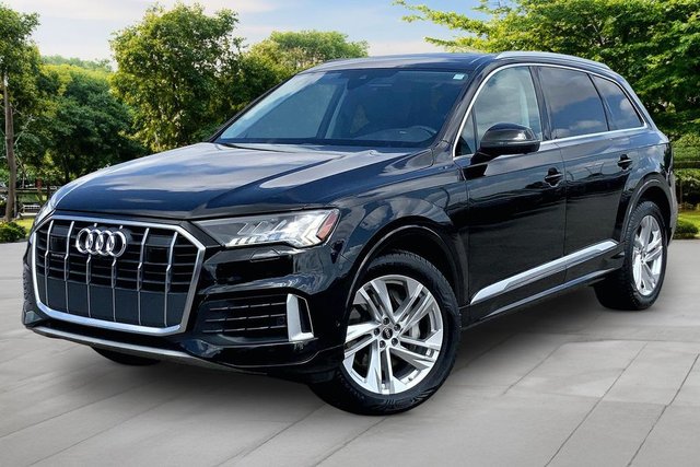2023 Audi Q7 55 Premium Plus